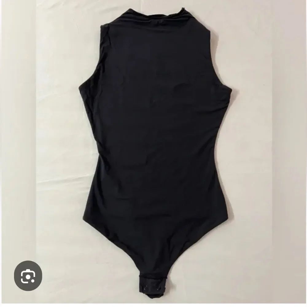 SKIMS Charcoal Bodysuit Skims Essential Mock Neck Bodysuit in black 2X/3X